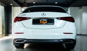 
									Mercedes-Benz C-Class C 200 full								