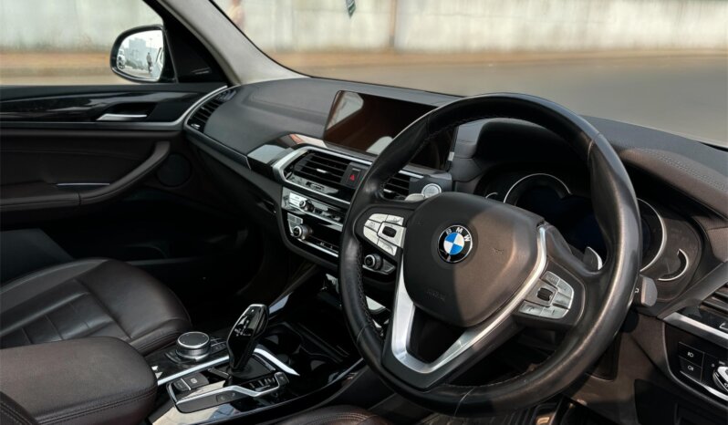 
								BMW X3 xDrive 20d Luxury Line full									