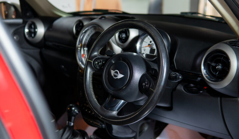 
								Mini Countryman Cooper 1.6 full									