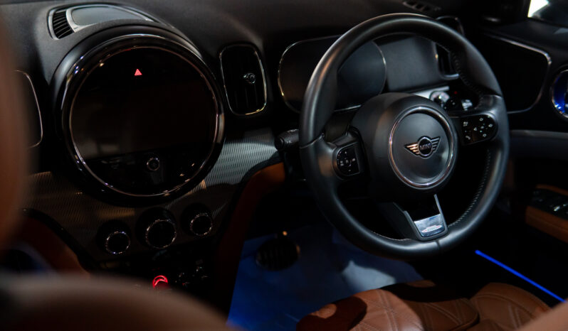
								Mini Countryman Cooper S JCW Inspired full									