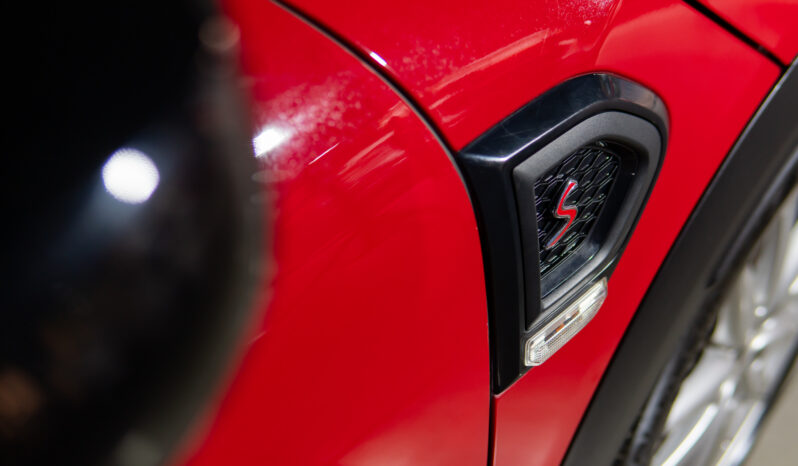 
								Mini Countryman Cooper S JCW Inspired full									